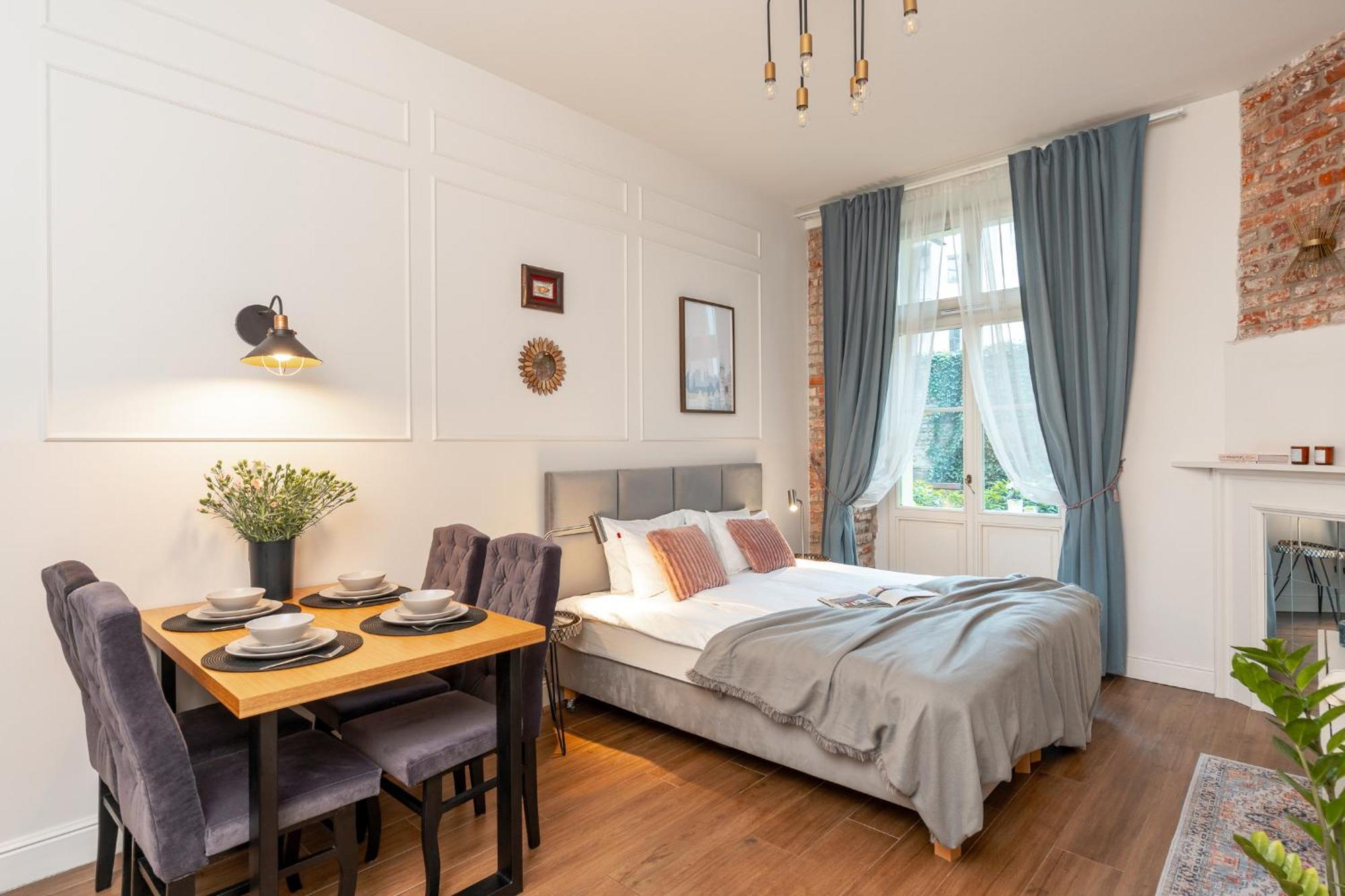 Cozy Apartment In Old Town Красков Екстериор снимка
