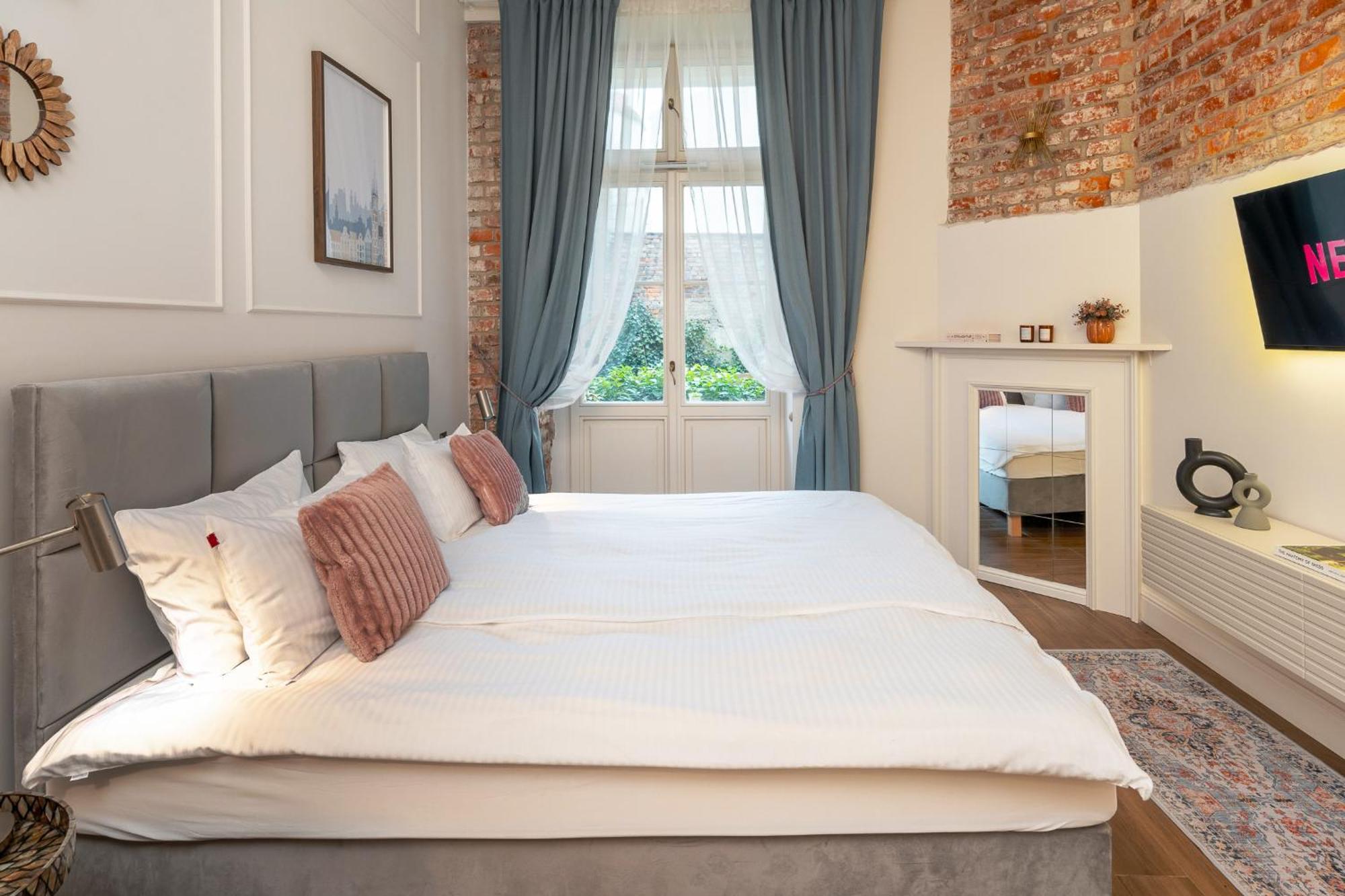Cozy Apartment In Old Town Красков Екстериор снимка